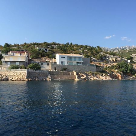 Villa Basthel Direct Aan Zee ,Verwarmd Zwembad En Sauna Barić Draga 外观 照片